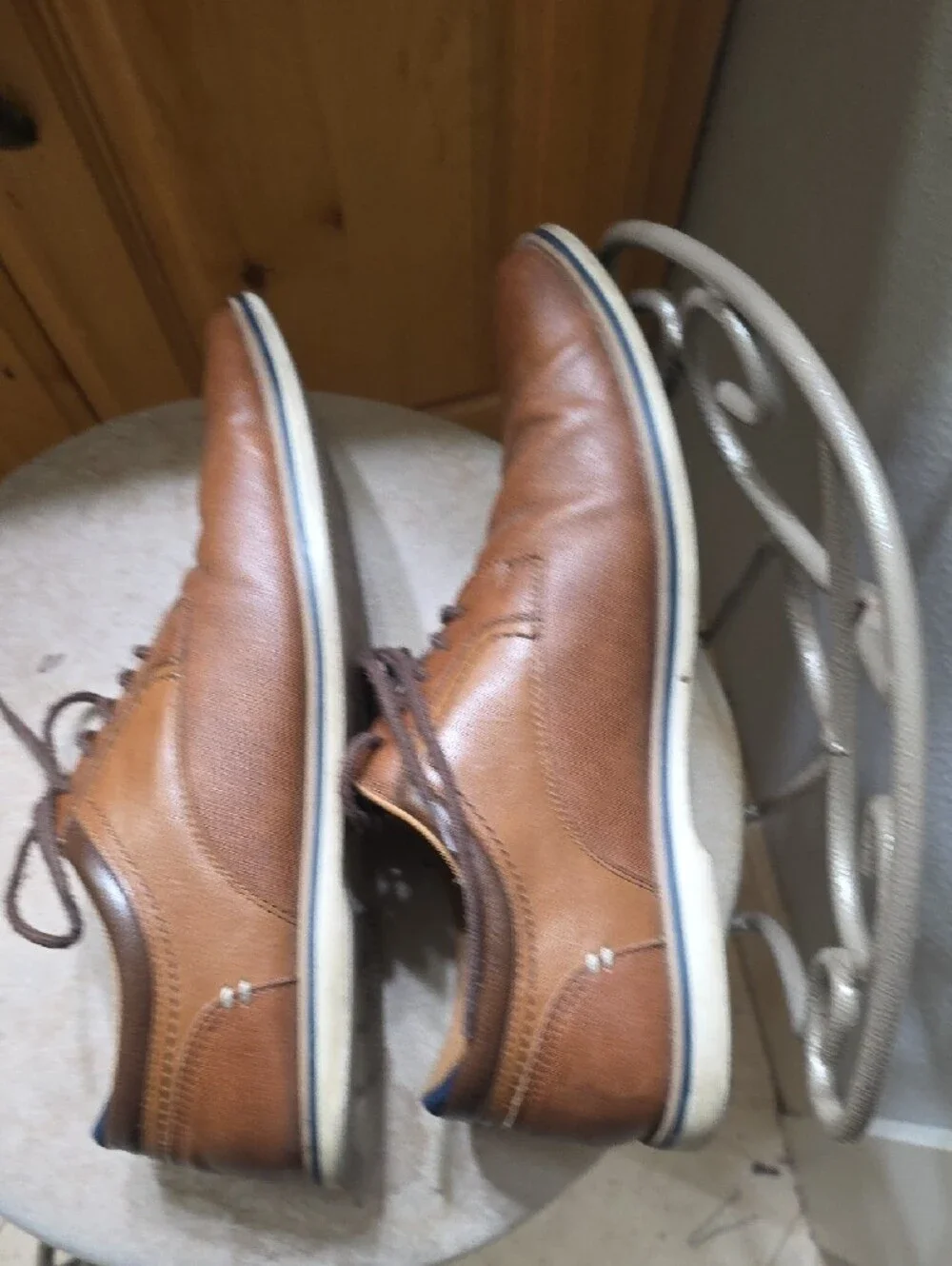 ALDO Men's Tan Brown Leather Derby Shoes with Dark Brown Laces